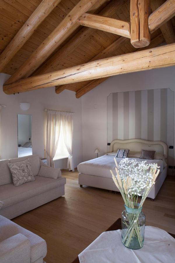 B&B Fior Di Farine La Morra Exterior foto